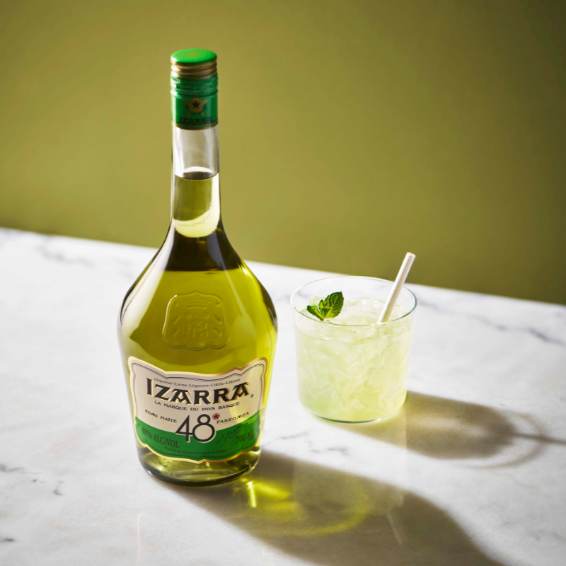 Liqueur IZARRA 48 48% - 70cl (1)